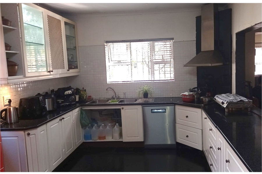 5 Bedroom Property for Sale in Retreat Western Cape